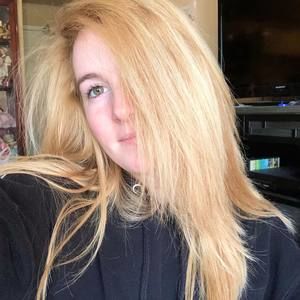 Meet your Posher, Madeline